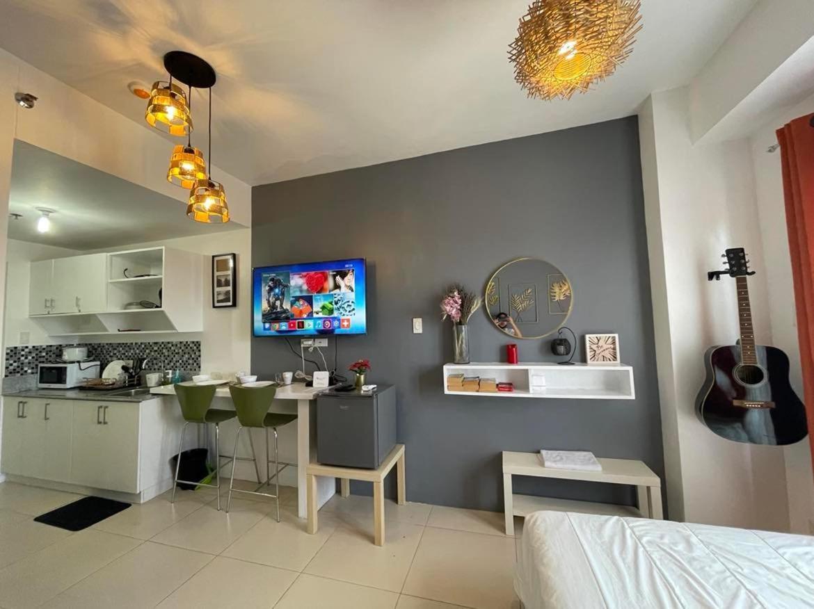 Cool Suites At Wind Residences Tagaytay Staycation- Im Hana 1 Tagaytay City Zewnętrze zdjęcie
